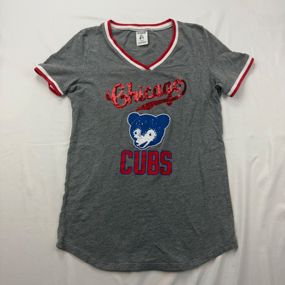 PINK Victoria's Secret T-Shirt Women Small Gray Chicago Cubs MLB‎ Sequin Graphic